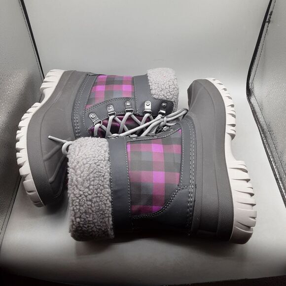 Grey Boots - Picture 3 of 8